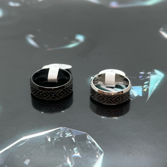 Ring #0019 - Picture 4 of 4